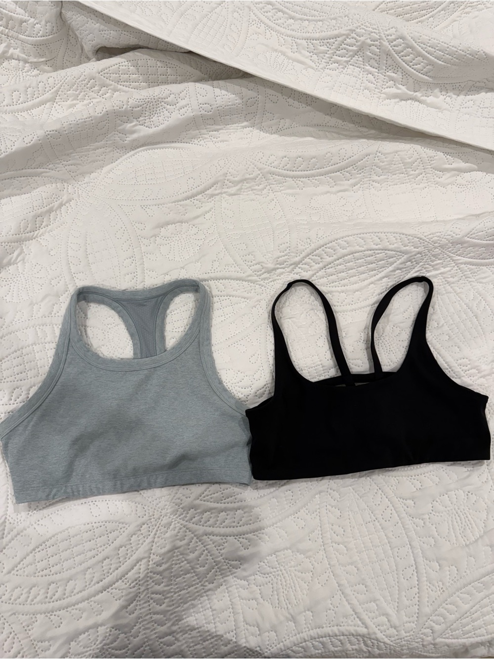 Vuori Racerback and Scoop Bralette Set - Black and Light Gray